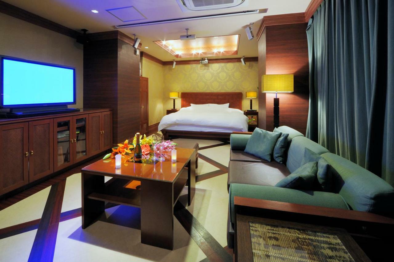 Hotel Sol (Adults Only) Фукуока Екстериор снимка