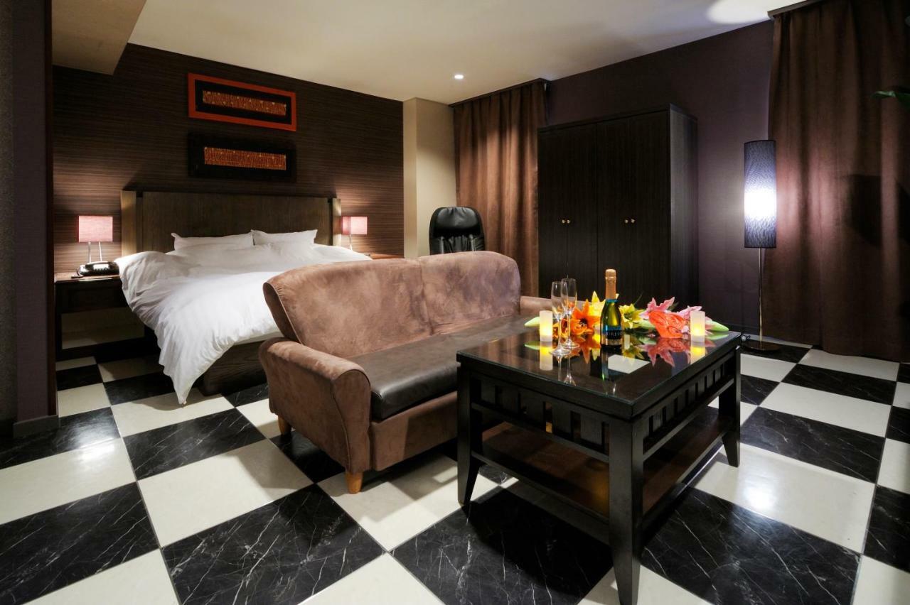 Hotel Sol (Adults Only) Фукуока Екстериор снимка