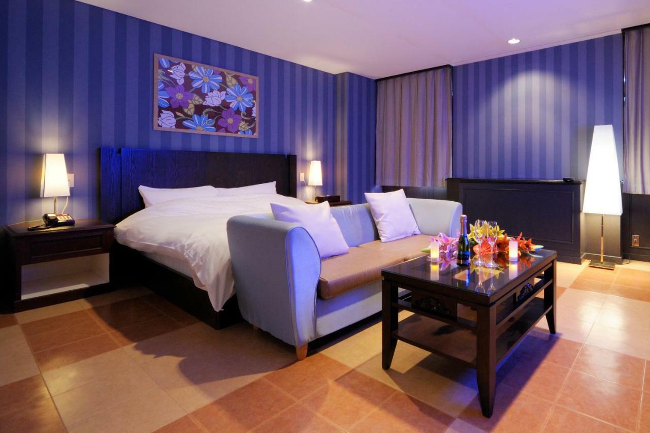 Hotel Sol (Adults Only) Фукуока Екстериор снимка
