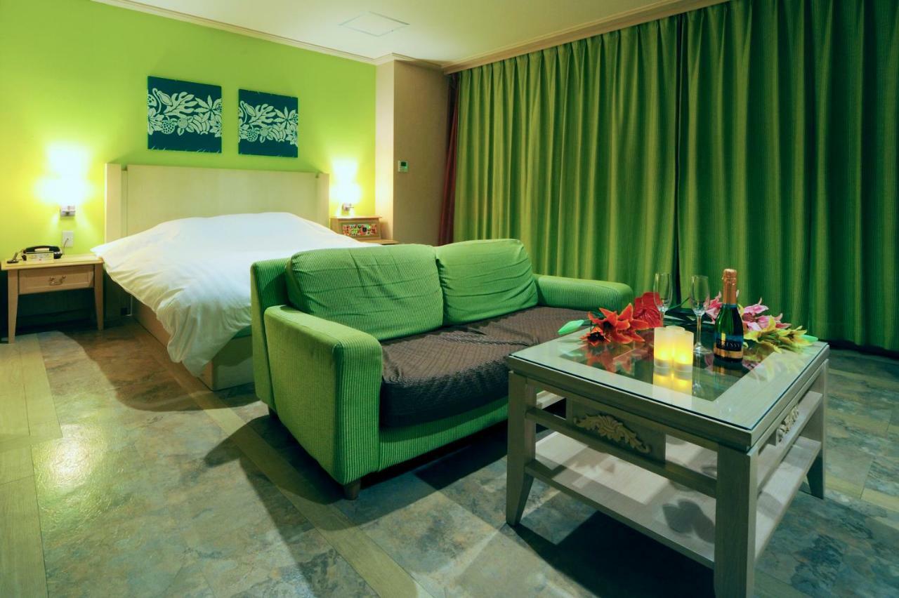 Hotel Sol (Adults Only) Фукуока Екстериор снимка